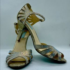 Betsy Johnson nude crystal d’orsay pumps size 9